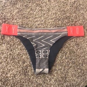 NWOT Roxy Bikini Bottoms 💕